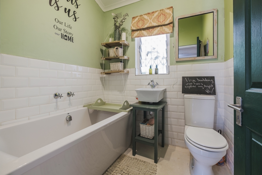 3 Bedroom Property for Sale in Penzance Estate Western Cape